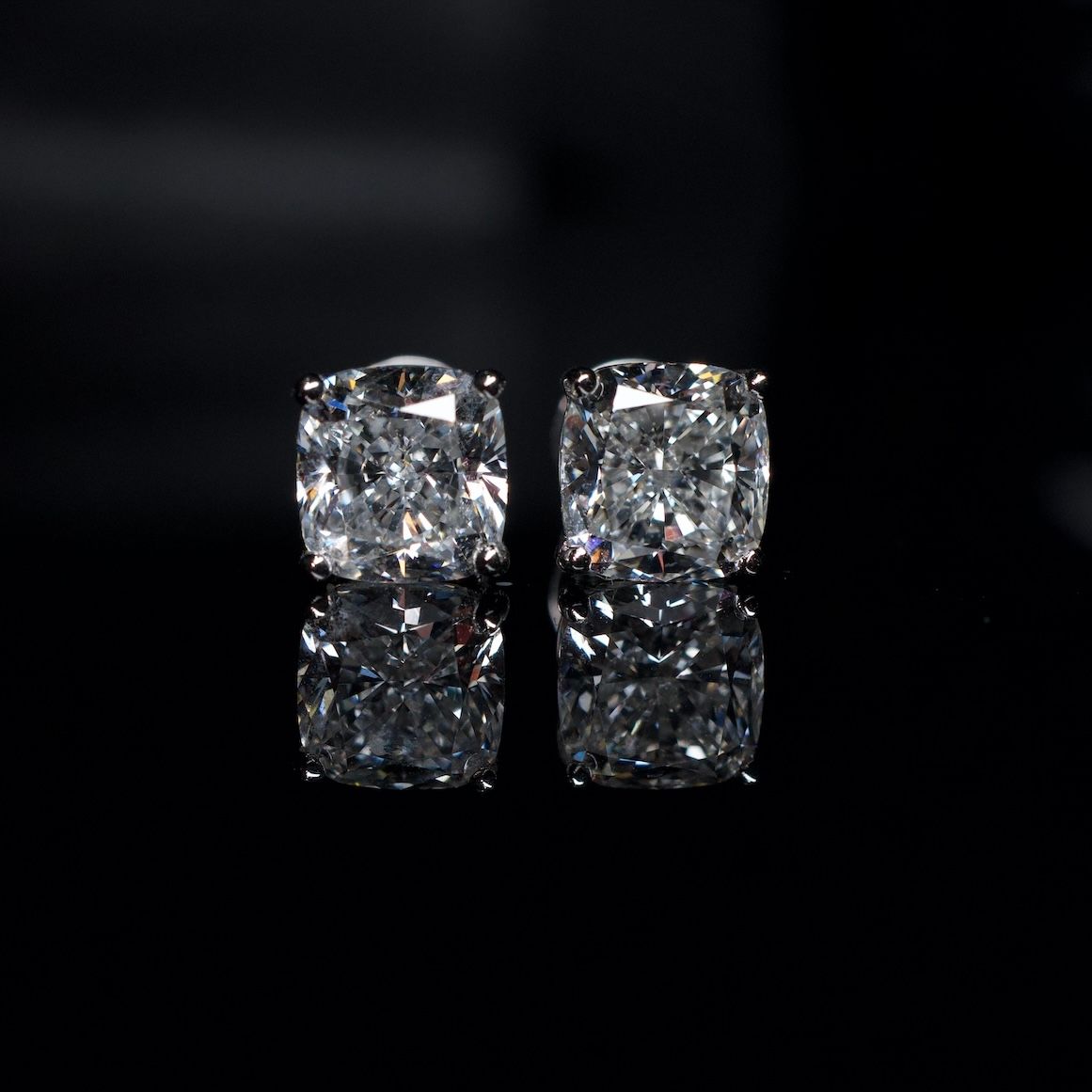 14K Lab Diamond Earrings 3.06ctw 2.66g